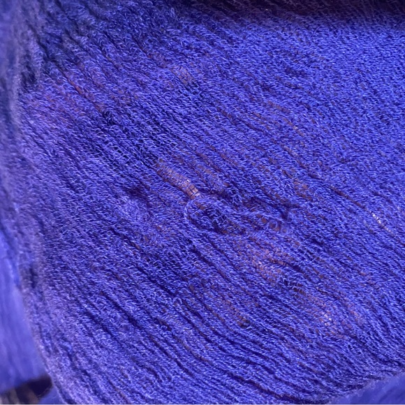 NWT Coldwater Creek Blue Purple Crinkle Gauze Scarf 100% Wool - Picture 5 of 6